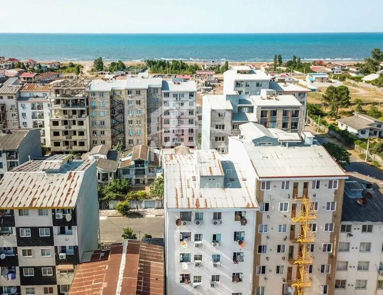 خرید آپارتمان واقع در ساحل قو بندرانزلی