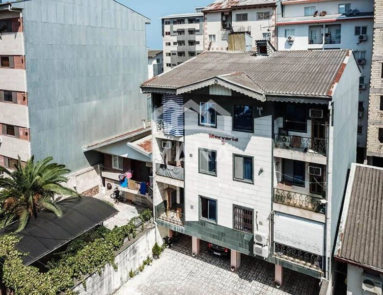 آپارتمان واقع در ساحل قو بندرانزلی