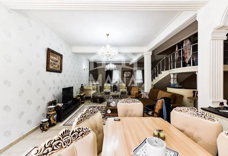 ویلا دوبلکس در خیابان پاسداران بندر انزلی (250 متر)