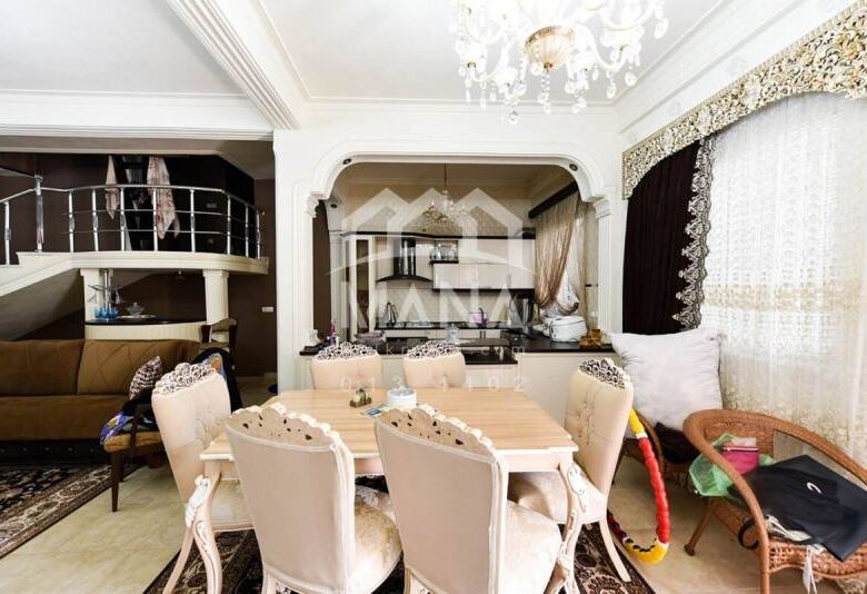 ویلا دوبلکس در خیابان پاسداران بندر انزلی (250 متر)