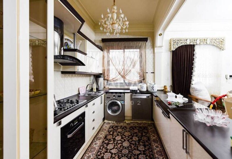 ویلا دوبلکس در خیابان پاسداران بندر انزلی (250 متر)