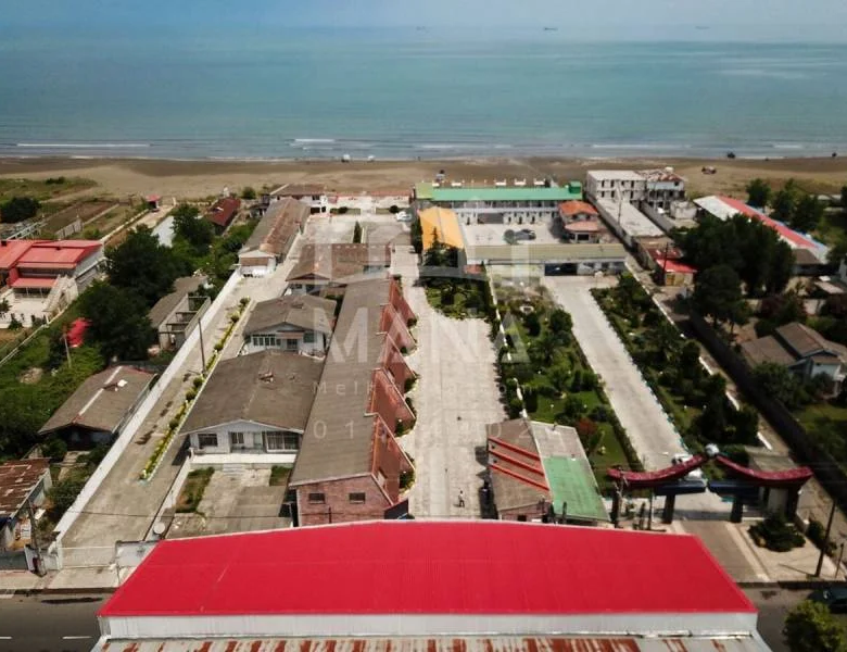 مجموعه اقامتی گردشگری در پاسداران بندرانزلی (1600 متر)