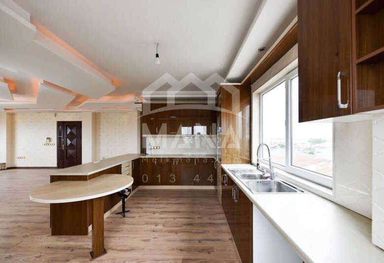 آپارتمان 180 متری با دید دریا در انزلی