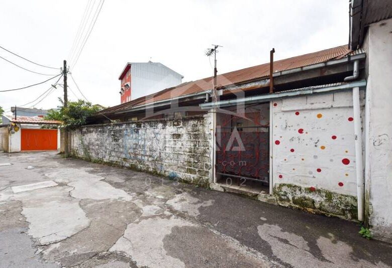 ویلا و 4 دهنه مغازه در غازیان بندرانزلی