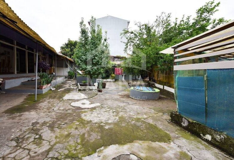 ویلا و 4 دهنه مغازه در غازیان بندرانزلی