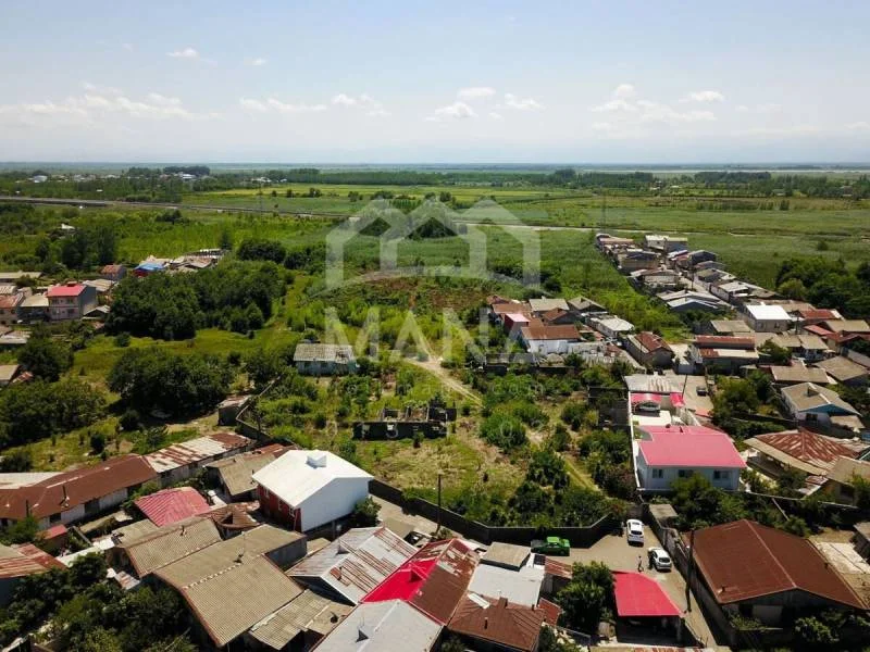 زمین هکتاری در بندرانزلی