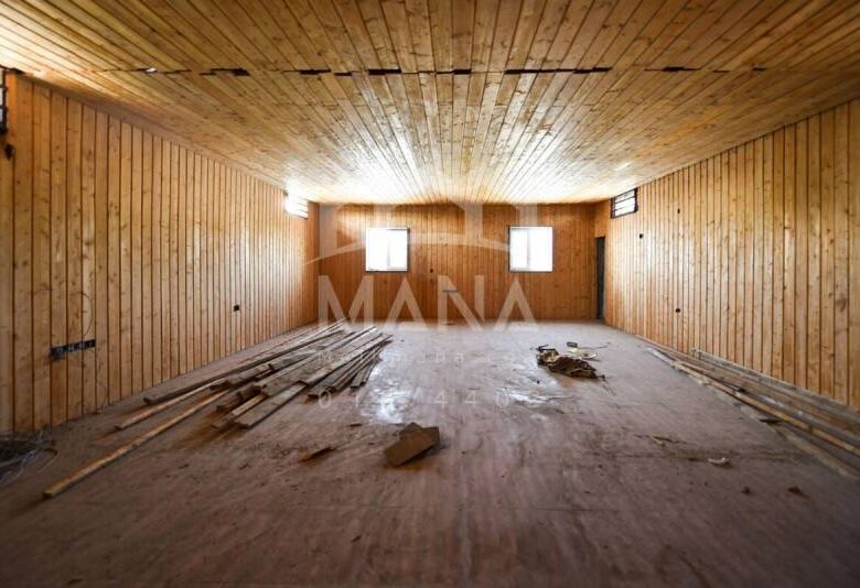 فروش یک انبار 3 طبقه 700متری در انزلی