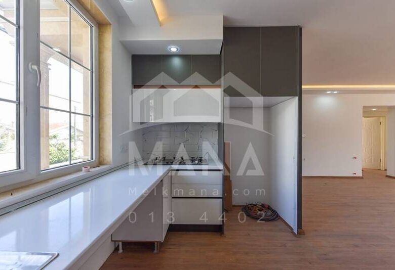 خرید خانه ویلایی ۲۴۰ متری در معلم انزلی