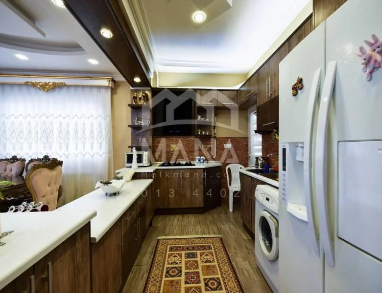خرید خانه 135 متری در بلوار معلم