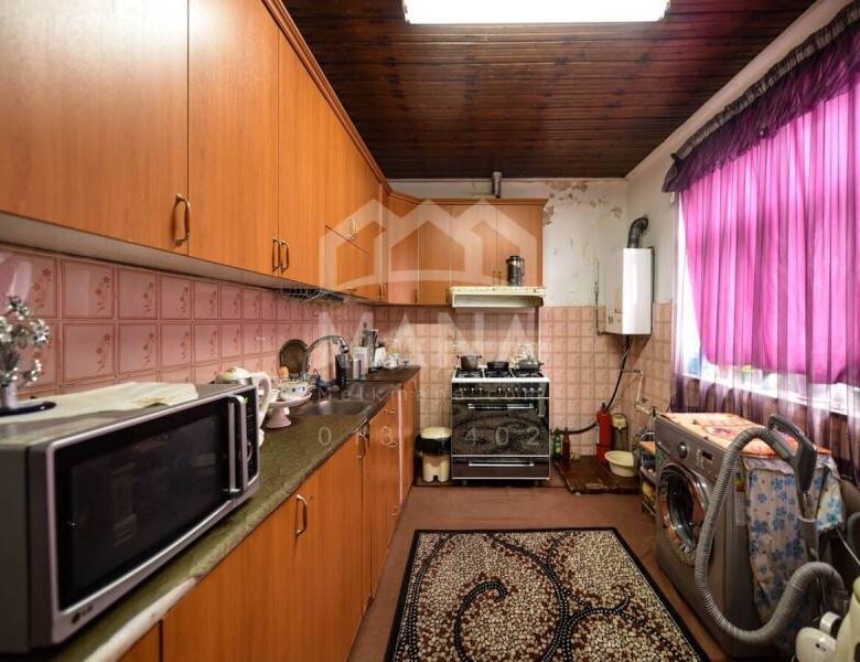 ویلای قدیمی 216 متری در میان پشته