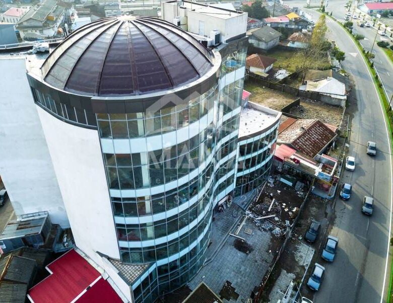 فروش ملک تجاری با دید دریا نوساز در انزلی