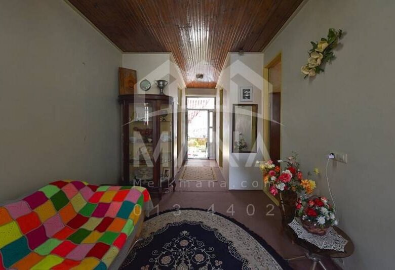 خرید ویلا قدیمی 180متری در خیابان آذربایجان