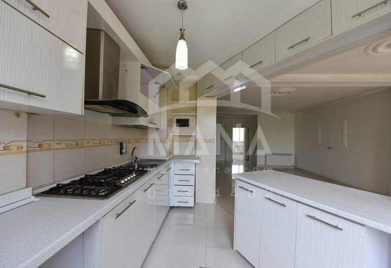 خرید آپارتمان 81 متری در خیابان مطهری انزلی