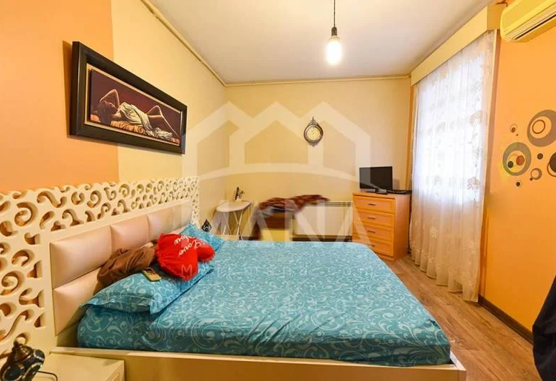 آپارتمان تجاری مسکونی