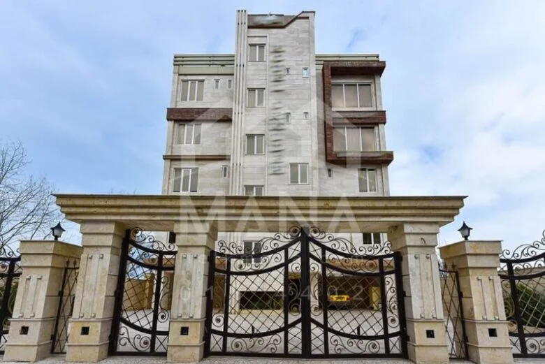 فروش هتل رستوران نوساز در خیابان پاسداران بندر انزلی