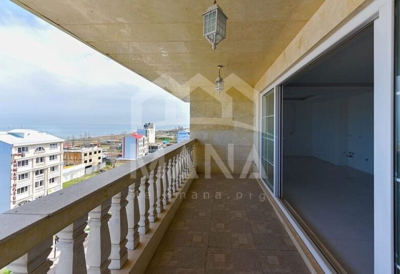 فروش آپارتمان نوساز 161 متری با دید ابدی دریا در خیابان اطبا بندر انزلی