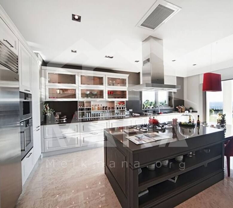 ویلا ساحلی در منطقه بیلیکدوزو استانبول با دید دریا