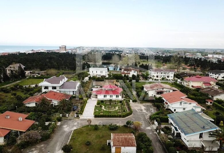 ویلا لوکس در دهکده ساحلی بندر انزلی