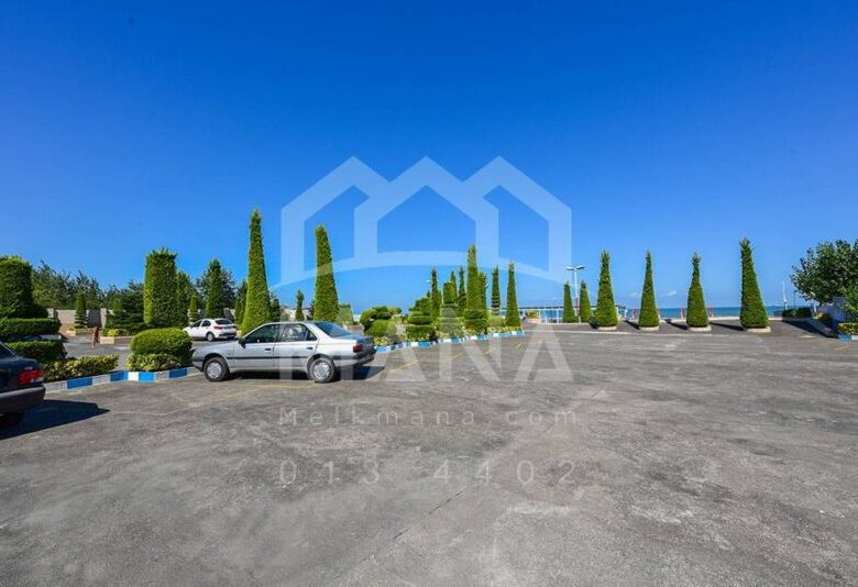 هتل ساحلی در بندر انزلی(7050 متر)