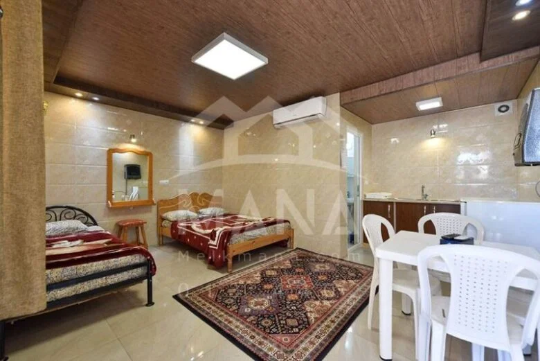 هتل ساحلی در بندر انزلی(7050 متر)