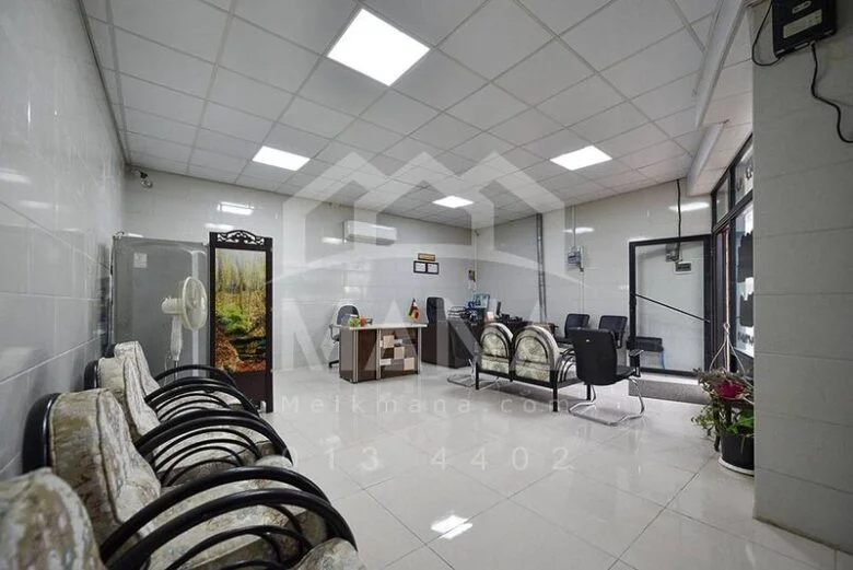 مغازه در میدان مالا 3