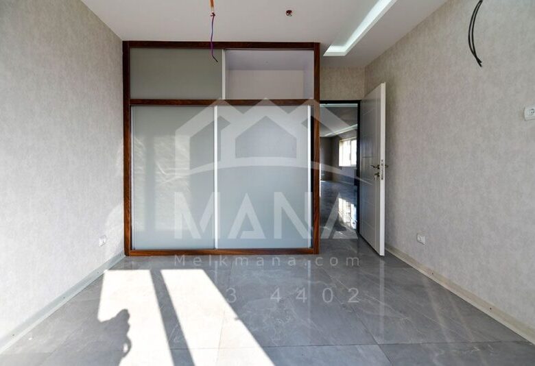 آپارتمان با دید دریا در پاسداران انزلی(130 متر)