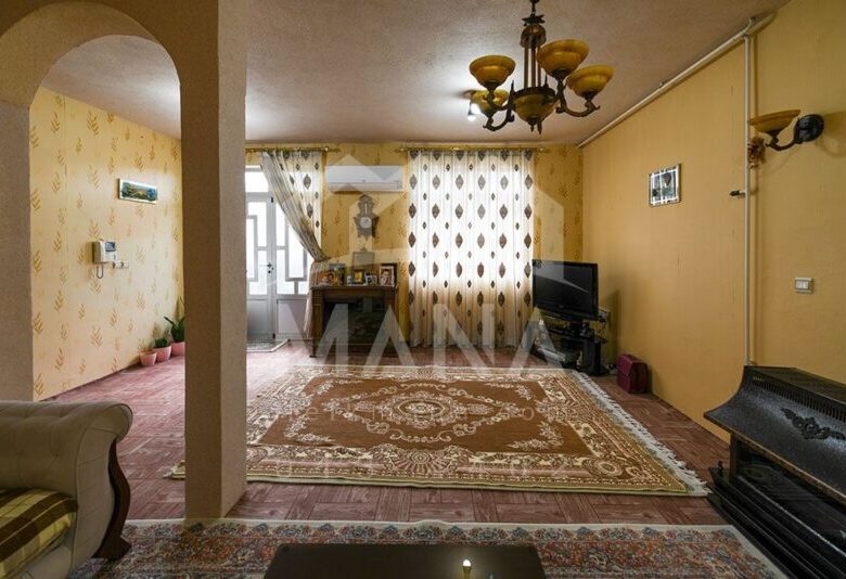 ویلا دو خواب در خیابان معلم انزلی
