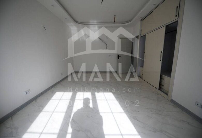 آپارتمان در ساحل قو بندرانزلی (200 متر)