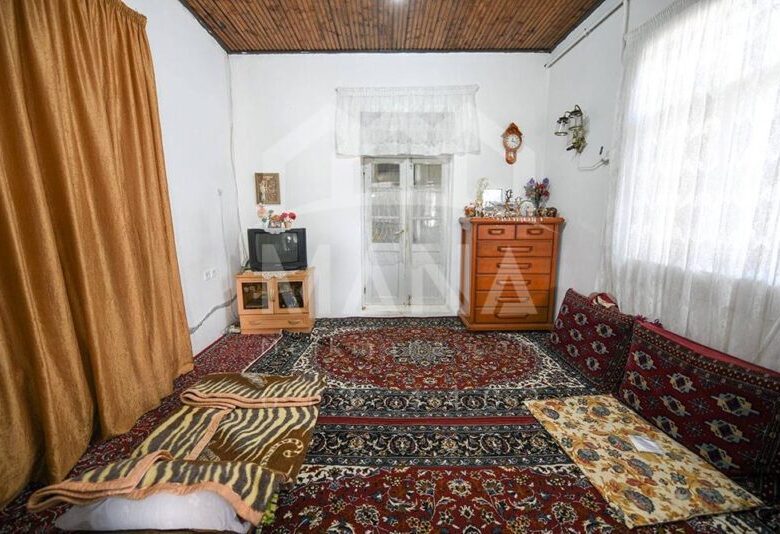 ویلا کلنگی در خیابان آذربایجان انزلی