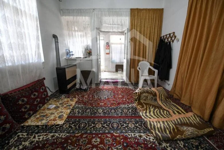 ویلا کلنگی در خیابان آذربایجان انزلی