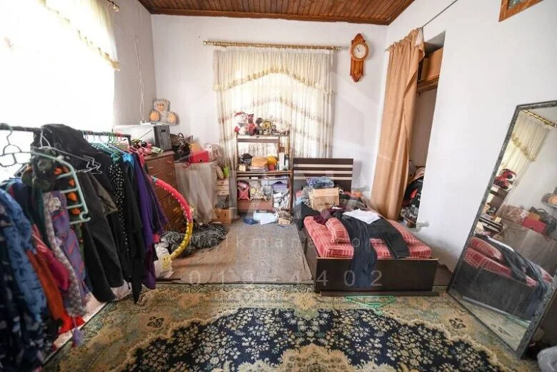 ویلا کلنگی در خیابان آذربایجان انزلی