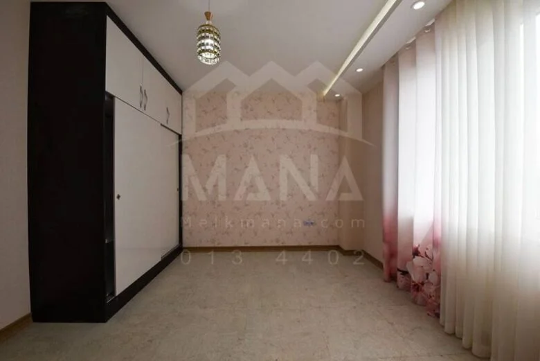 آپارتمان دید دریا در خیابان اطبا انزلی