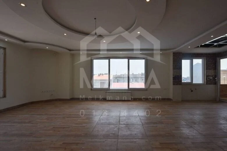 آپارتمان دو خواب در خیابان مطهری انزلی