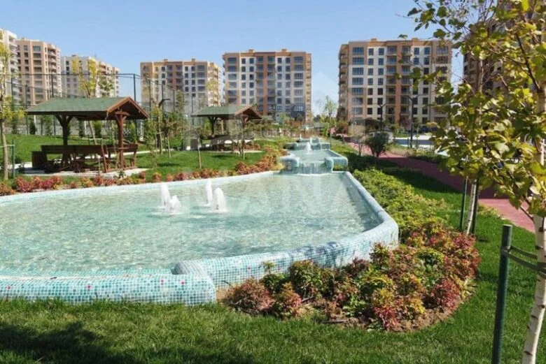 خرید آپارتمان در بویوک چکمجه استانبول 1