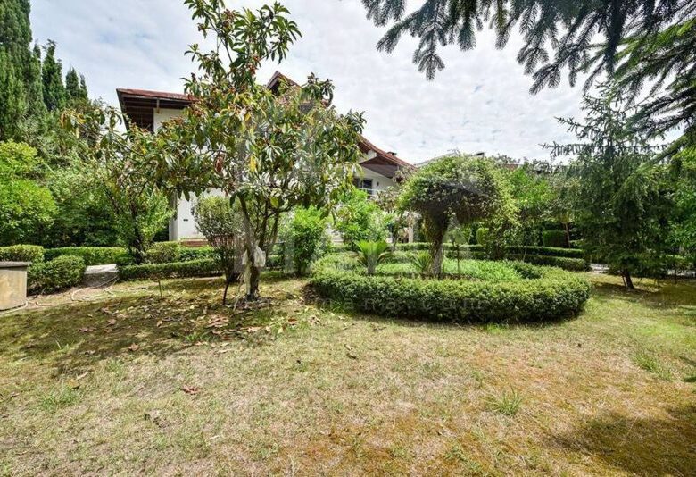 ویلا در دهکده ساحلی انزلی 4 خواب