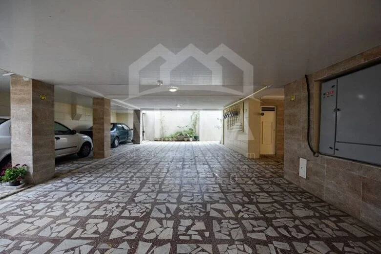 آپارتمان دید دریا در ساحل قو انزلی