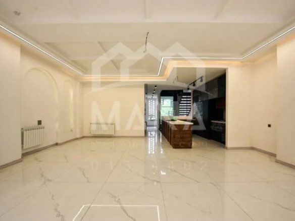 ویلا استخردار 3 خواب در گلسار رشت