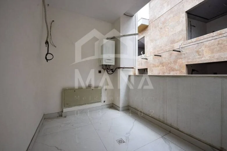 ویلا استخردار 3 خواب در گلسار رشت
