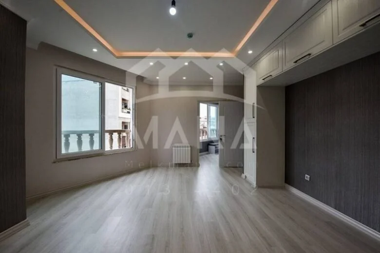 آپارتمان 3 خواب 250 متری در گلسار