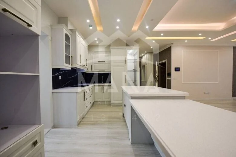 آپارتمان 3 خواب 250 متری در گلسار