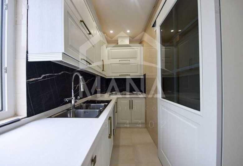 آپارتمان 3 خواب 250 متری در گلسار