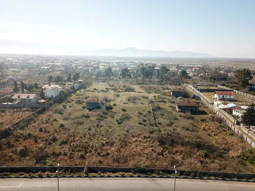 زمین چمخاله 2