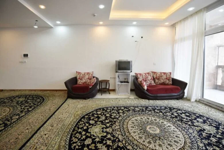 خرید آپارتمان در خیابان پرستار انزلی 1