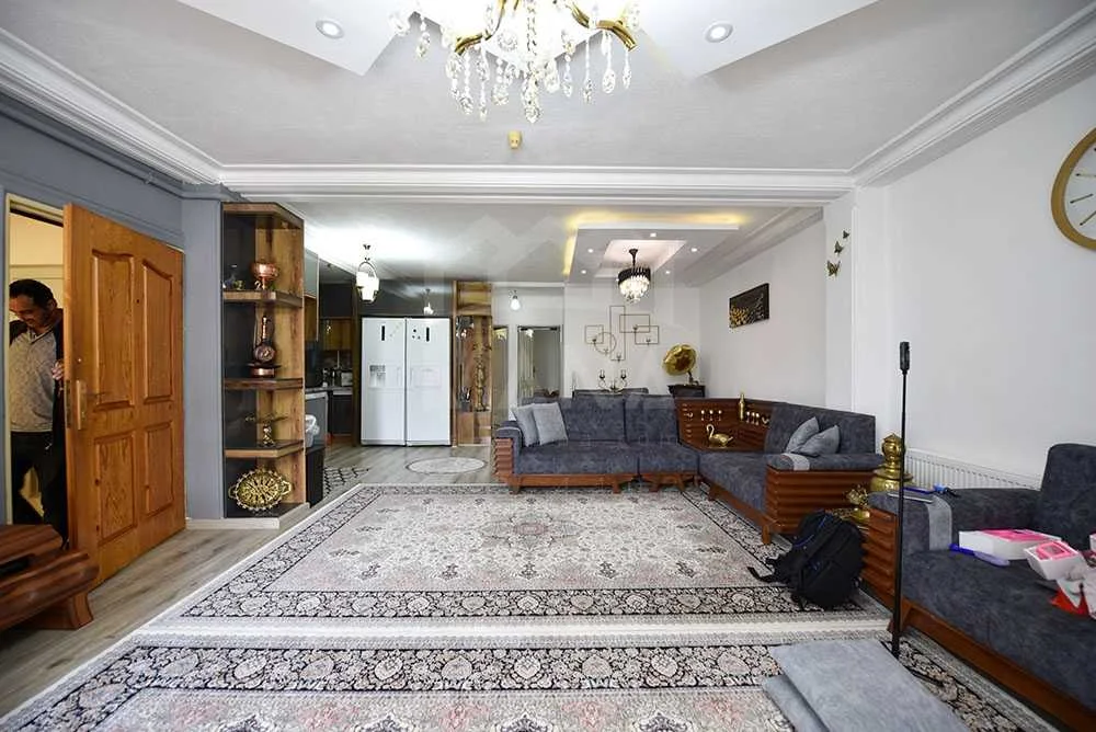 آپارتمان پاسداران 1