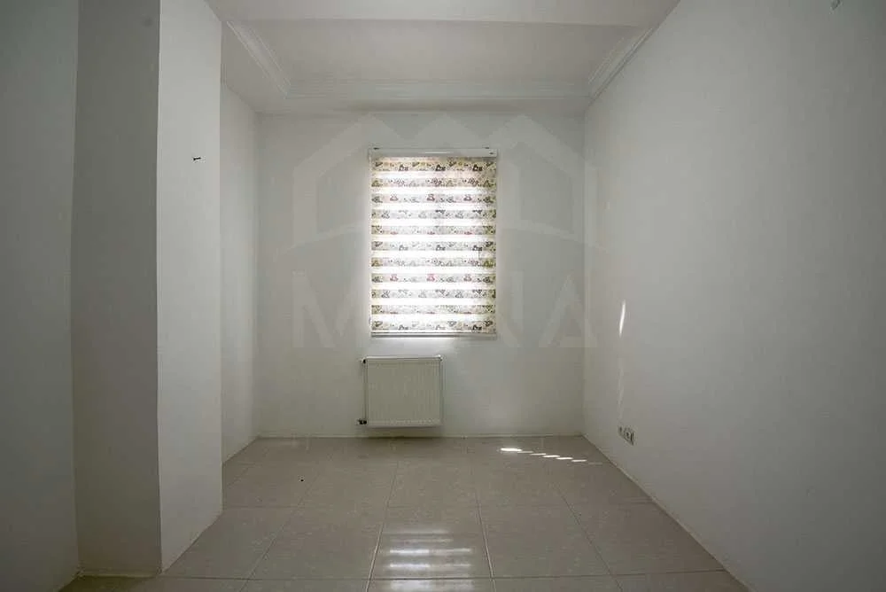 آپارتمان در پاسداران 8