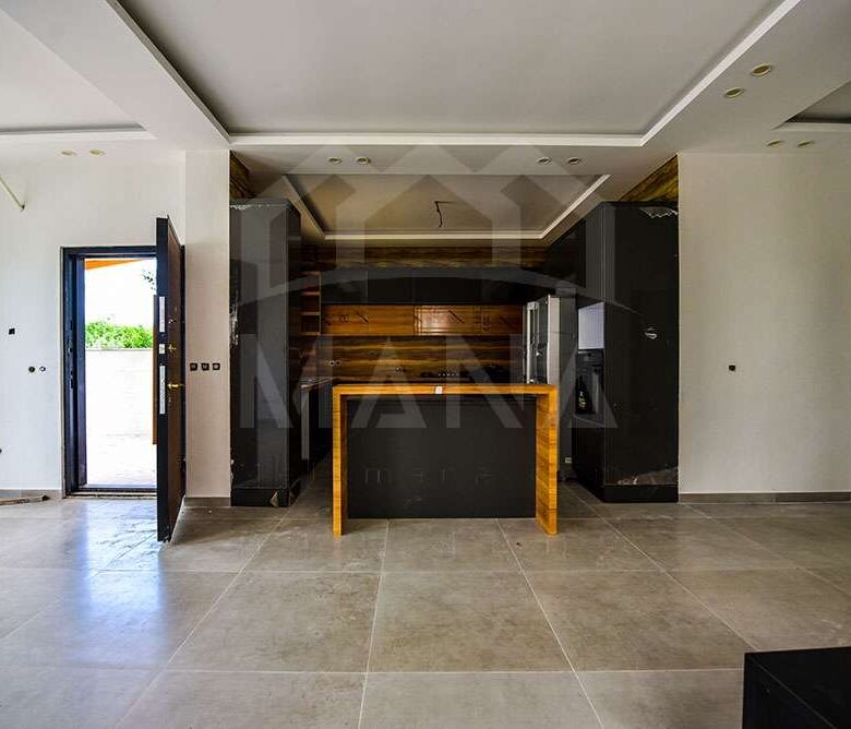 ویلایی در شهرک خزرویلا بندرانزلی (250 متر)