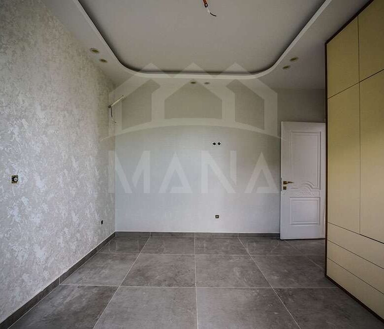 ویلایی در شهرک خزرویلا بندرانزلی (250 متر)