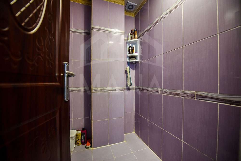 آپارتمان در خیابان معلم بندرانزلی (70 متر)