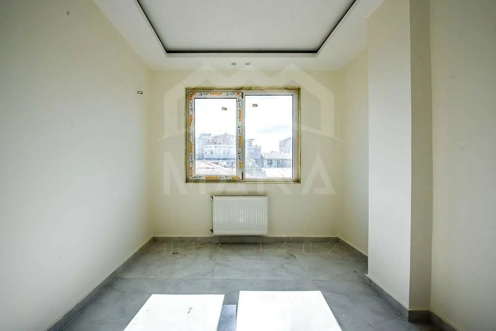 آپارتمان در خیابان سپه انزلی 10