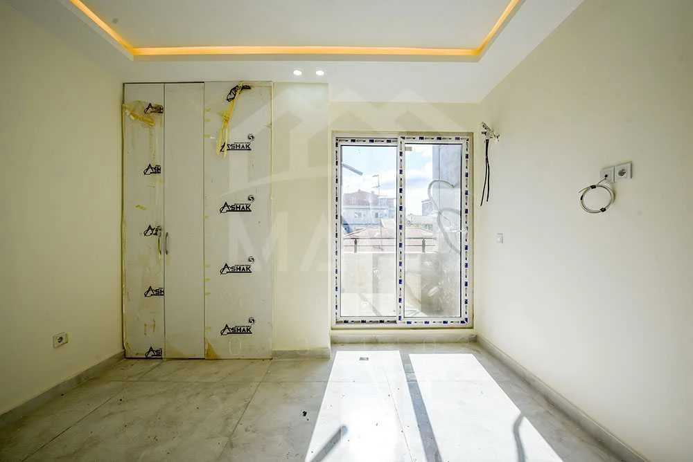 آپارتمان در خیابان سپه انزلی 11